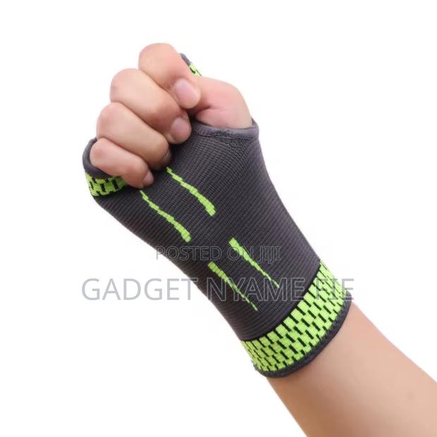 Palm Support (Pair) · Photo 4