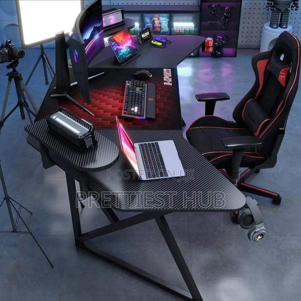 Extra Large 180cm Office/Studio/Gaming Desk · Photo 2