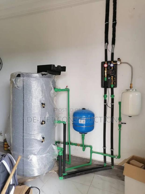 Are You Looking for a Professional Plumber · Photo 1