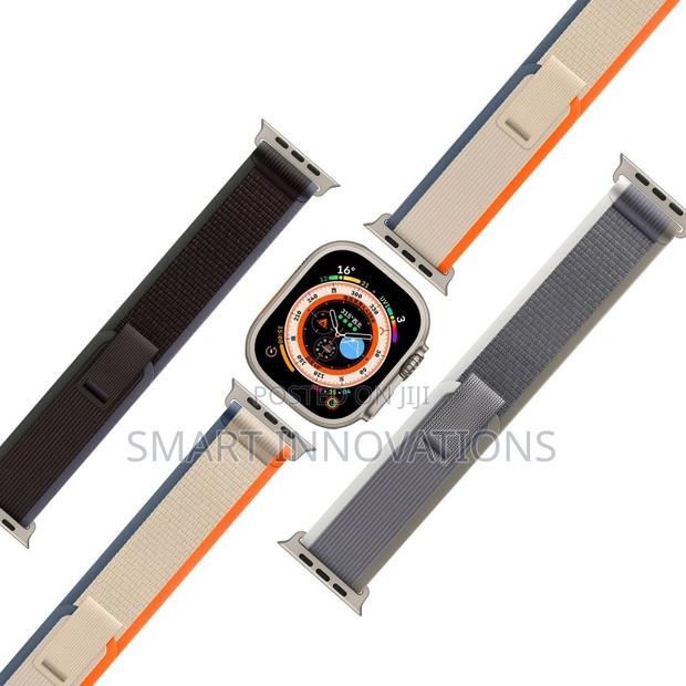 Apple Watch Ultra Trail Loop Watch Band · Photo 1