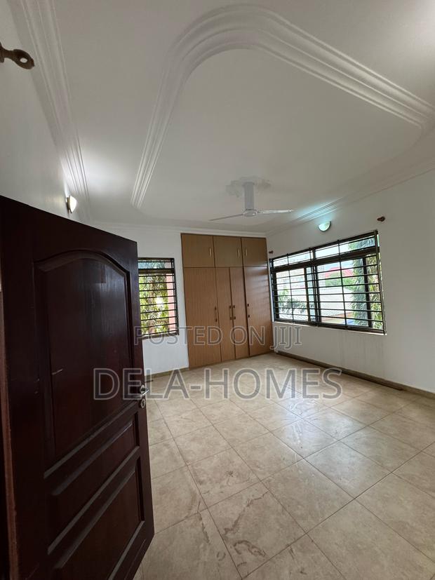 4bdrm Apartment in Adenta, Frafraha for rent · Photo 4