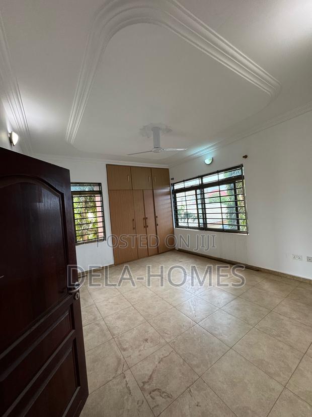4bdrm Apartment in Adenta, Frafraha for rent · Photo 5