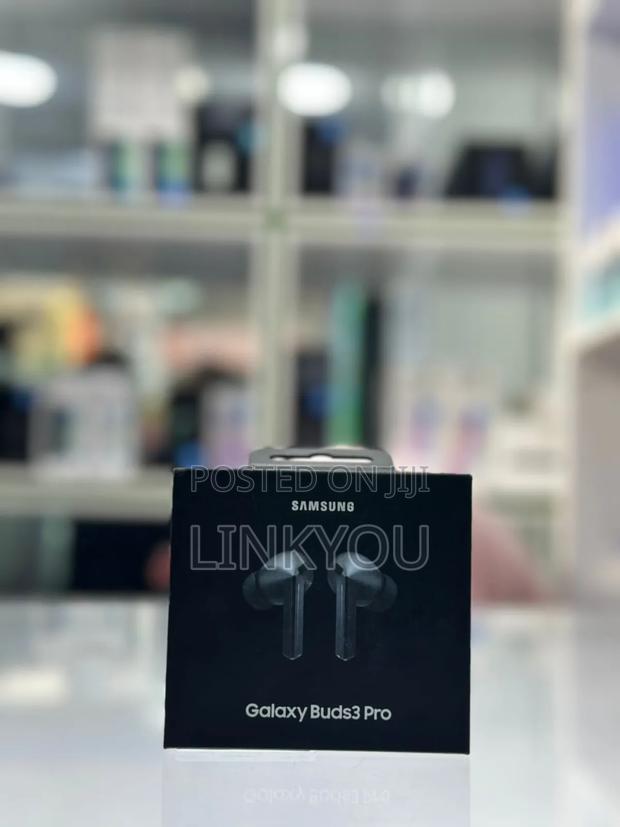 Samsung Galaxy Ear Buds 3 Pro · Photo 1