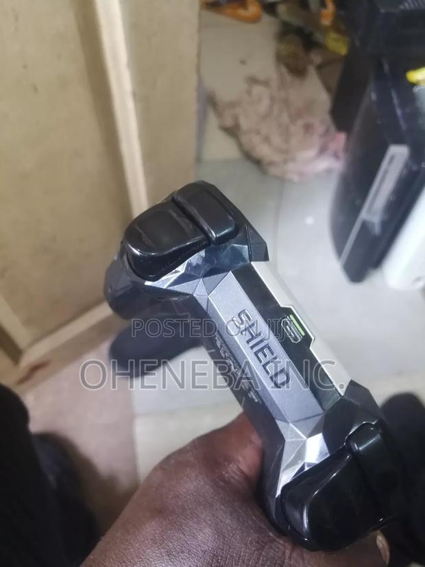 Nvidia Shield P2p20 Controller · Photo 5