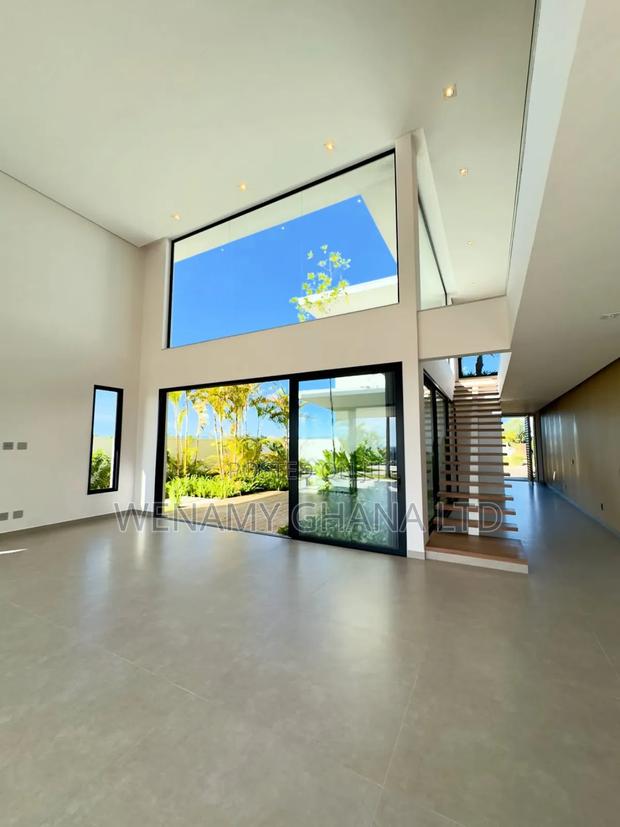 4bdrm House in Accra for sale · Photo 5