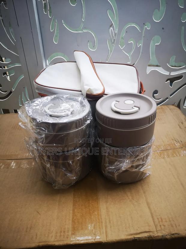 Family Size Lunch Set for School and Office · Photo 1