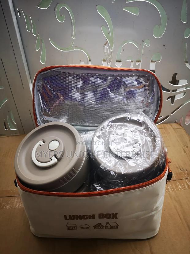 Lunch Box Set for Smart Storage and Hot Meals · Photo 1