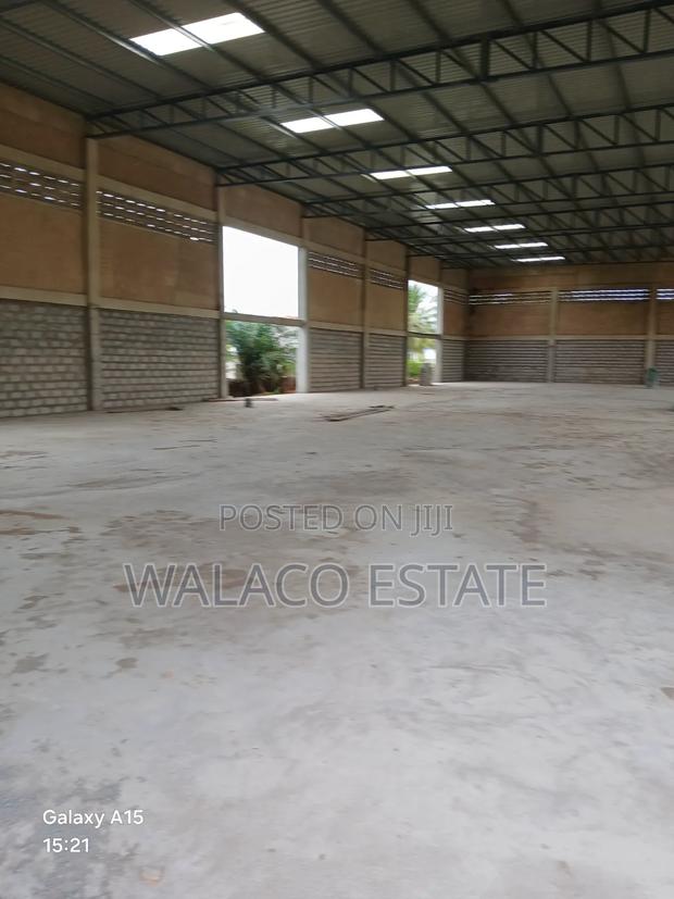 1750 Square Meter Warehouse for Rent · Photo 2