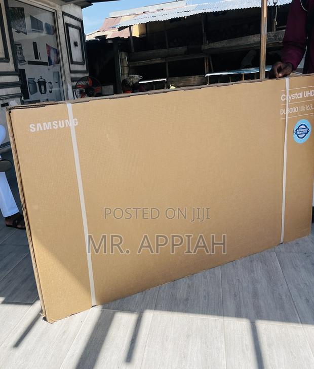 Crystal Uhd Smart Samsung 65”(65du8000)Tv 2025 · Photo 1