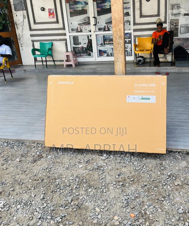 Crystal Uhd Smart Samsung 55du8000 55” Television. · Photo 1