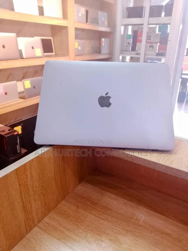 Laptop Apple MacBook 2017 8GB Intel Core I5 SSD 256GB · Photo 1