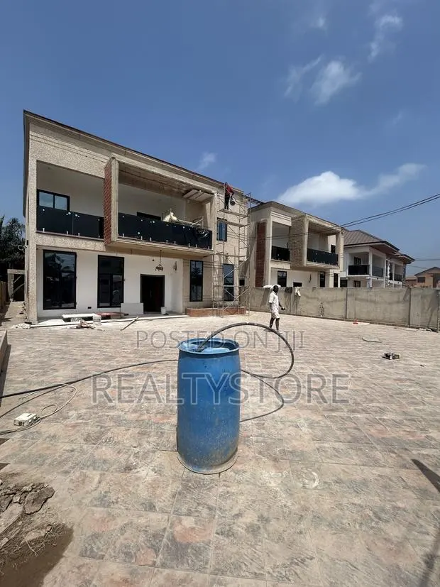4bdrm House in Ashongman Estate, Accra Metropolitan for sale · Photo 1