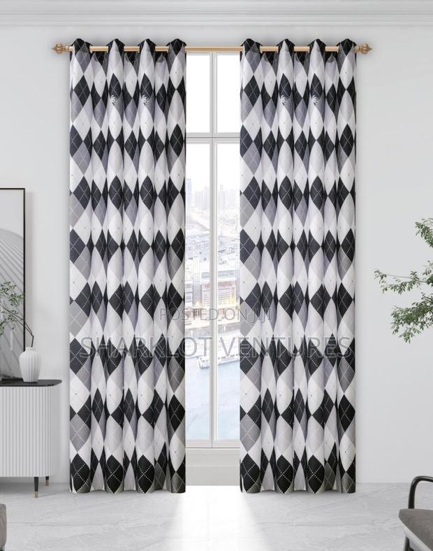 2 in 1 Pair High Quality Room Curtains · Photo 8
