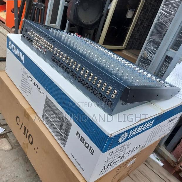 Yamaha [Mg24/14fx] Mixer · Photo 3