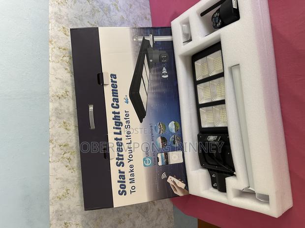 4g Solar Light With Camera Ubox 4g Sim Universal · Photo 2