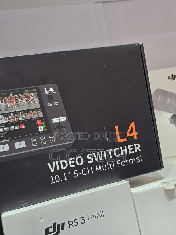 Feelworld L4 5 Channel Multi Format Video Switcher Streamer · Photo 3