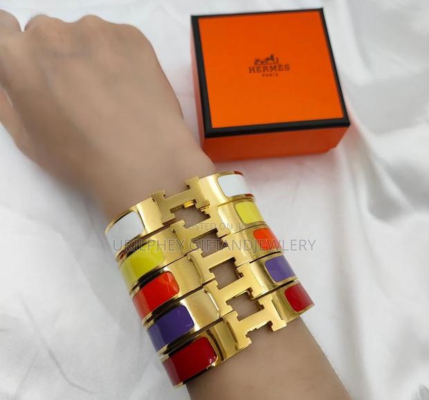 Herms Bracelets · Photo 1