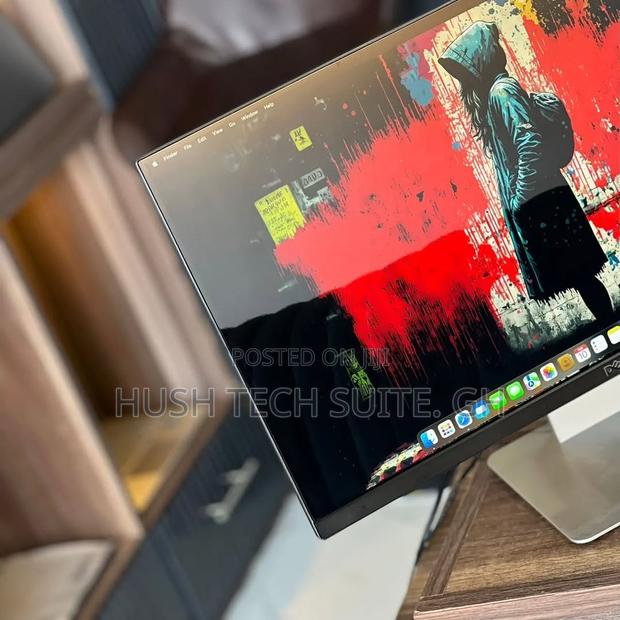 24” Dell Glossy Ips Display Ultra Wide Monitor · Photo 2