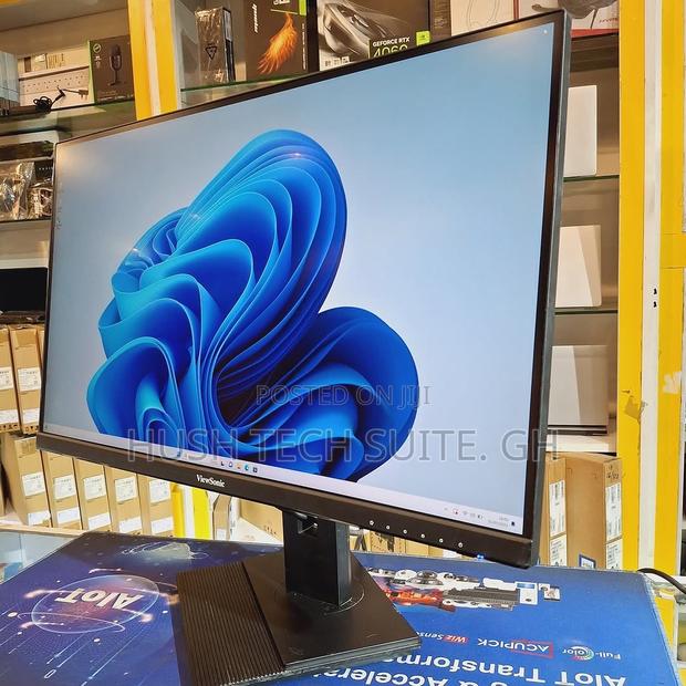 Viewsonic 24” Usb C Ips Display Ultra Wide Monitor · Photo 1