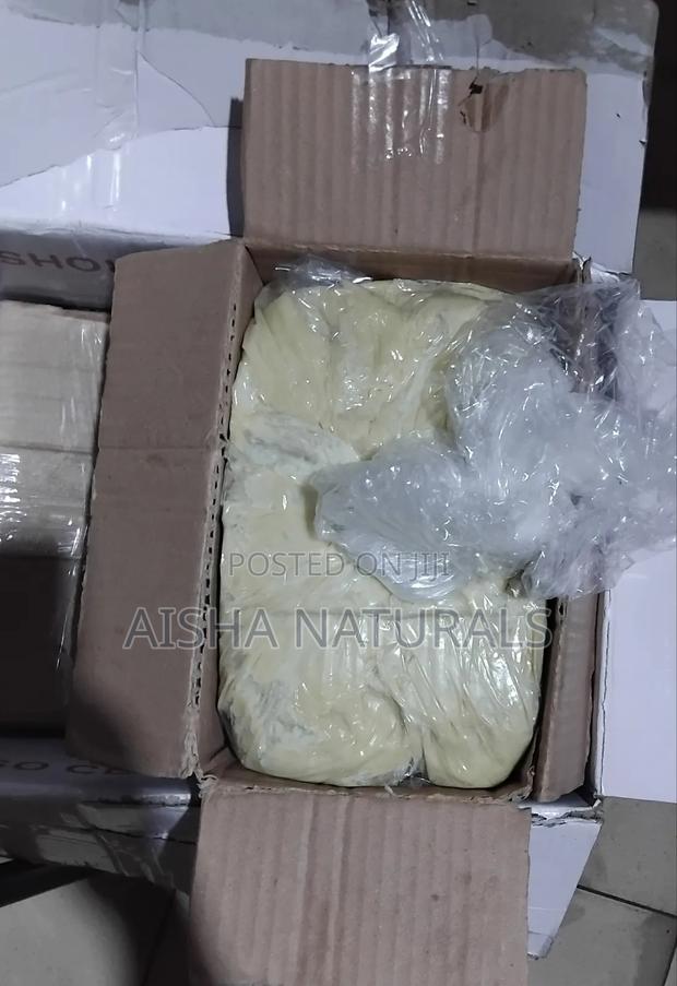 Raw Shea Butter 5kg Carton · Photo 1