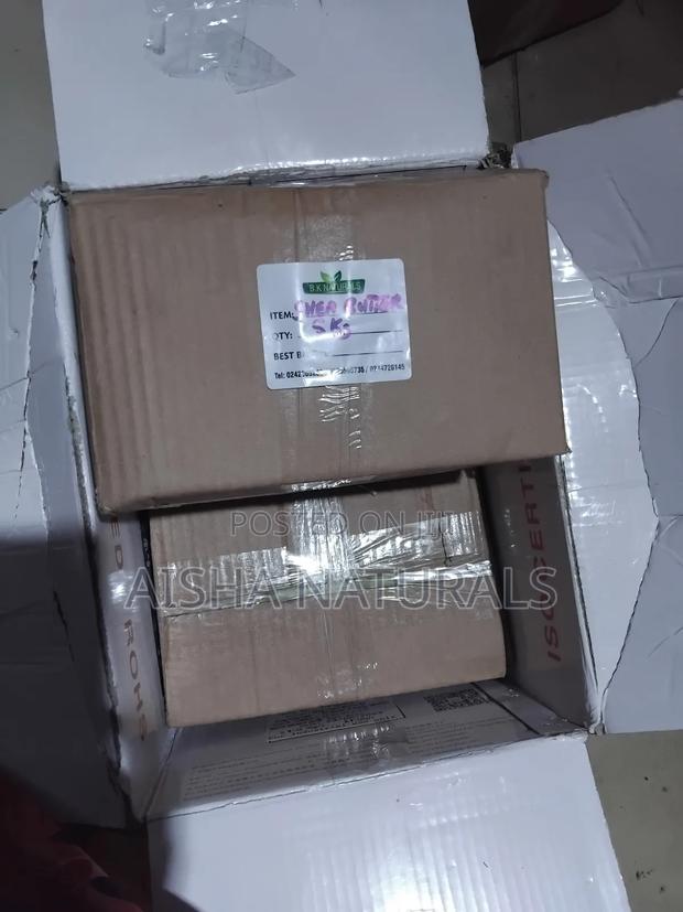 Raw Shea Butter 5kg Carton · Photo 2