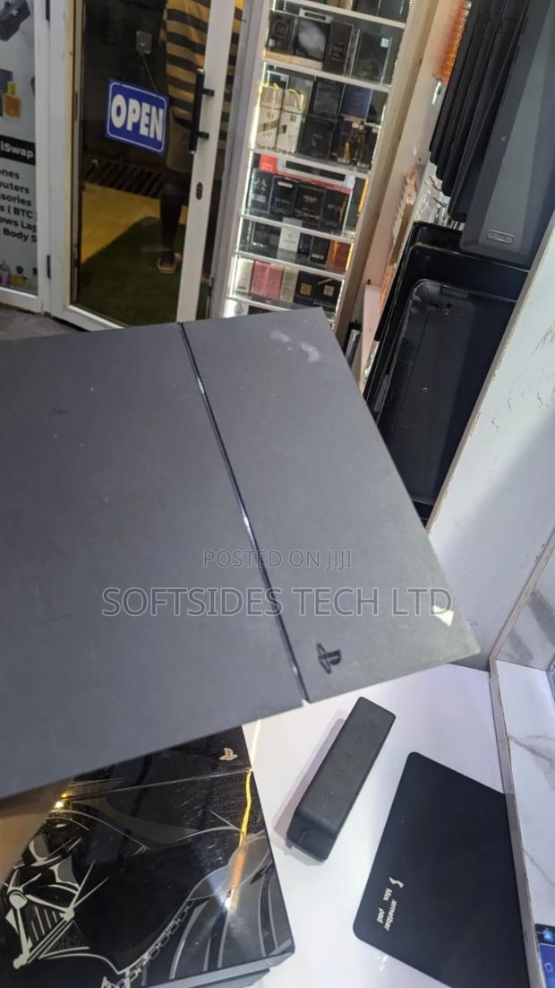 Ps4 Standard Jailbreak With Games · Photo 1