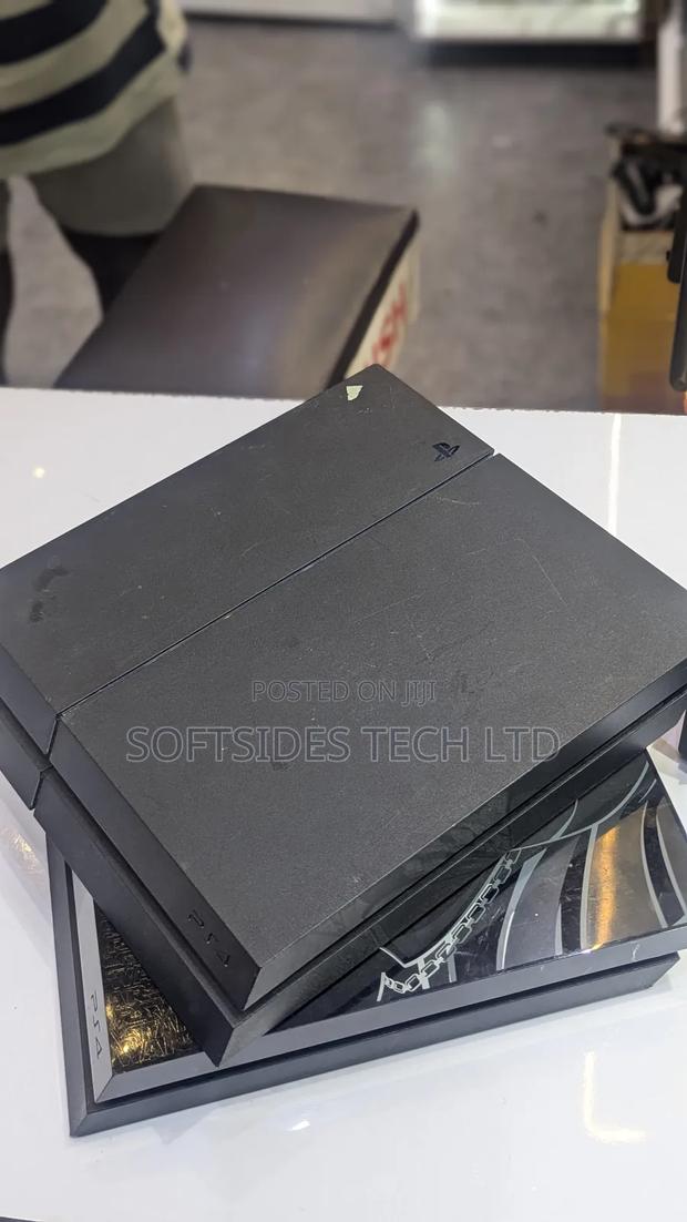 Ps4 Fat Jailbreak With Games Like Fc25, Gta, Mortal Kombat · Photo 1