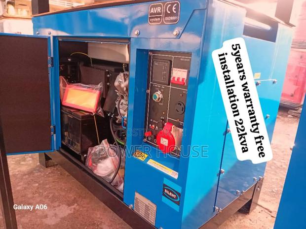 Executive Phoenix Loop Generator 22kva Generator Perkins · Photo 1