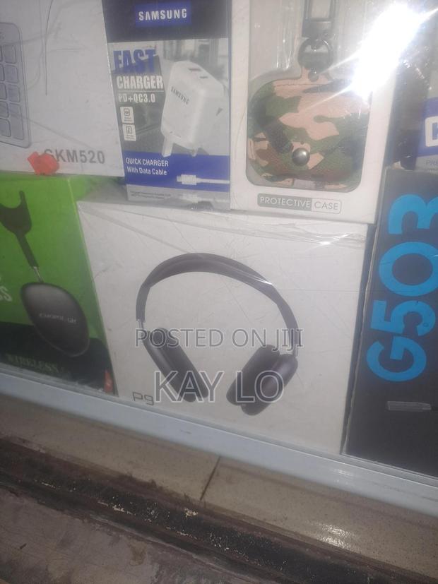 P9 Wireless Headphones (Promo) · Photo 2