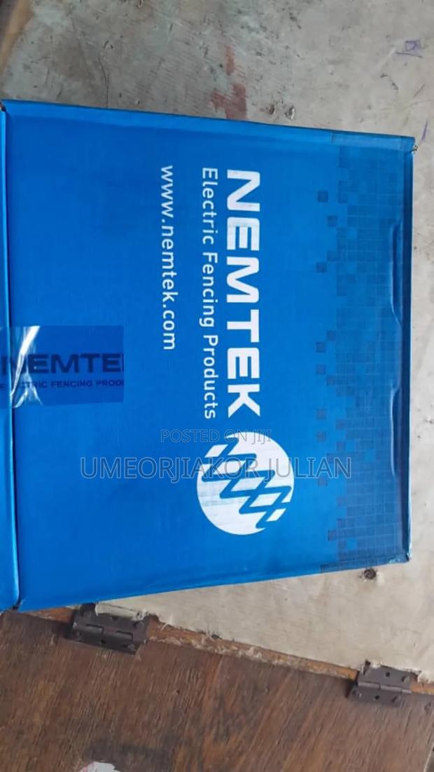 Nemtek Electric Fence Merlin 4 · Photo 2