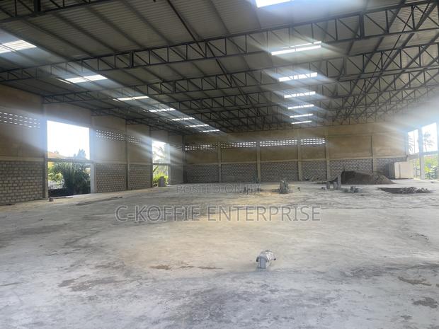 1,750 Warehouse at North Kaneshie Industrial Area for Rent · Photo 1