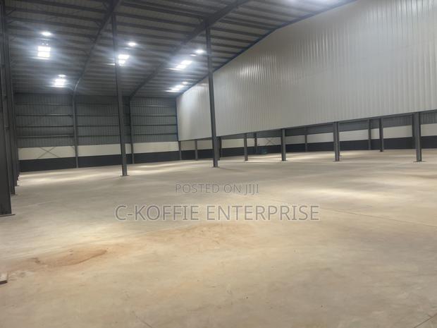 830 SQM Warehouse at Spintex for Rent · Photo 3