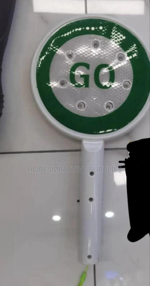 Digital Stop & Go Traffic Button- Two In One. · Photo 1