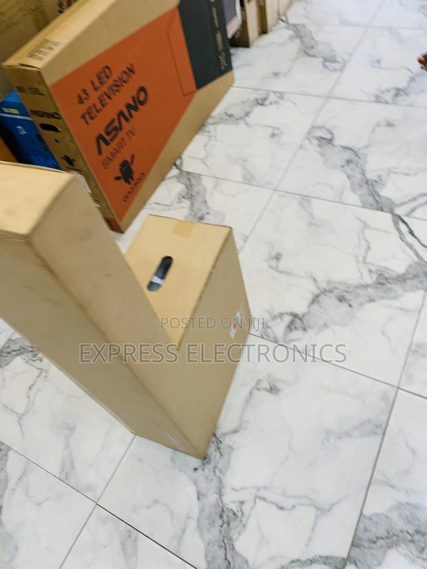 Bulit in Woofer Samsung C450 · Photo 1