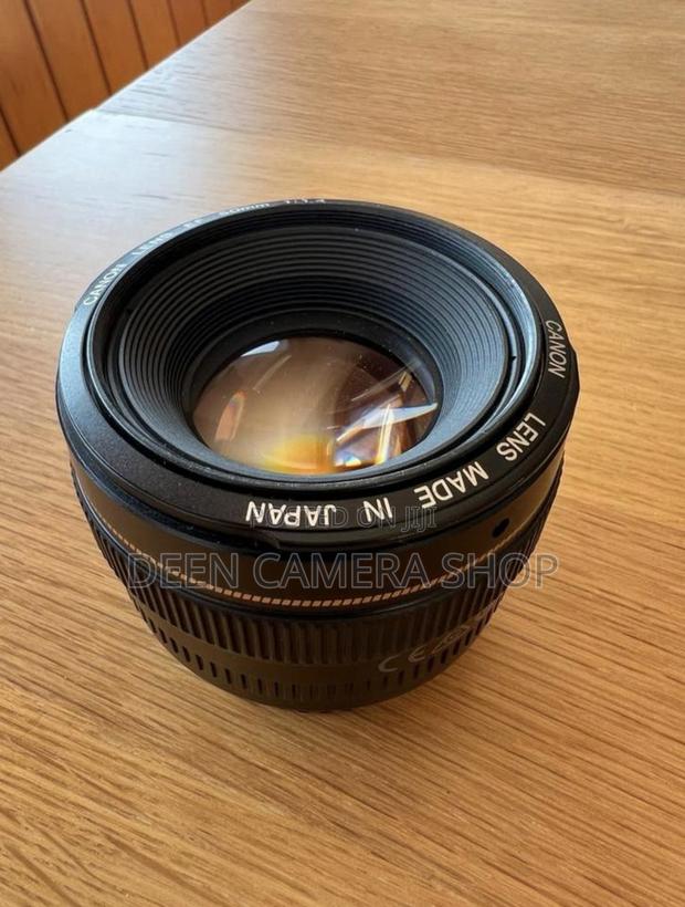 Canon 50mm F1.4 · Photo 3