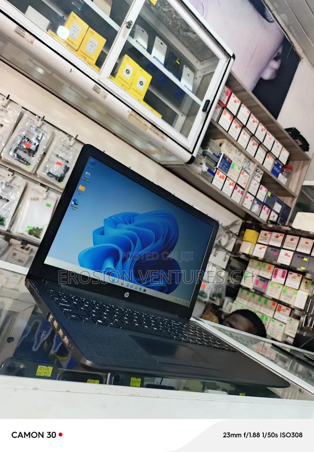 Laptop HP 8GB Intel SSD 160GB · Photo 1