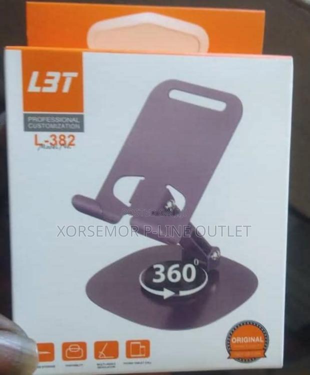 Desktop Phone Stand · Photo 1