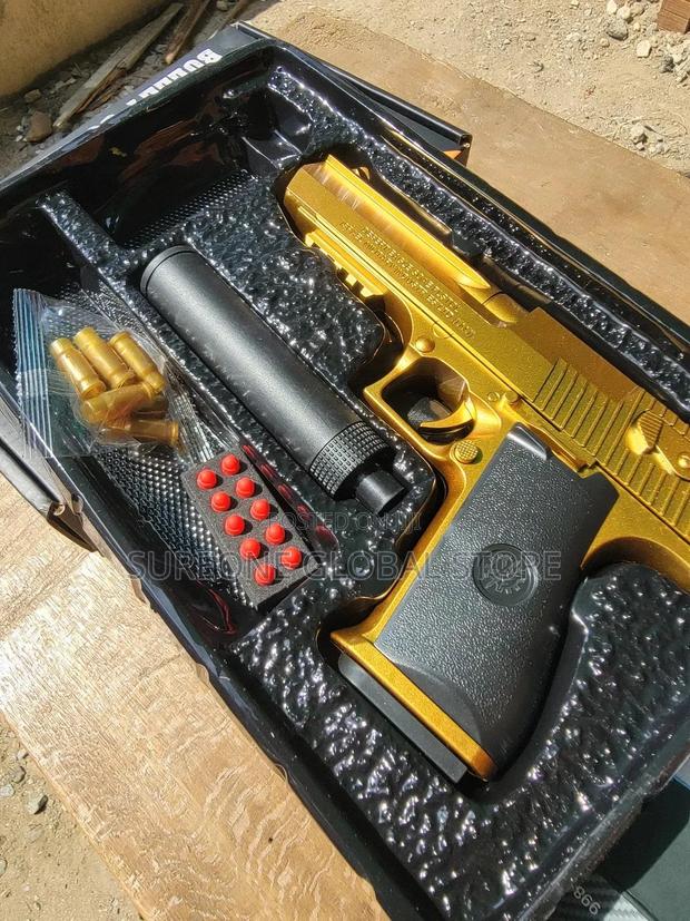 Airsoft Pistol Shell Soft Bullet Gun M1911 · Photo 1