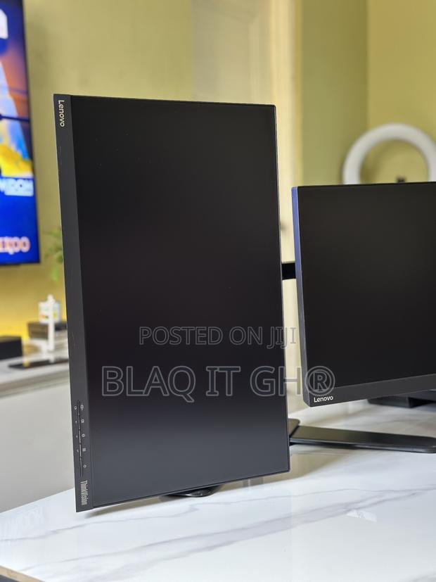 Dual 23” FHD Ips Lenovo Monitors With Dual Stand · Photo 1
