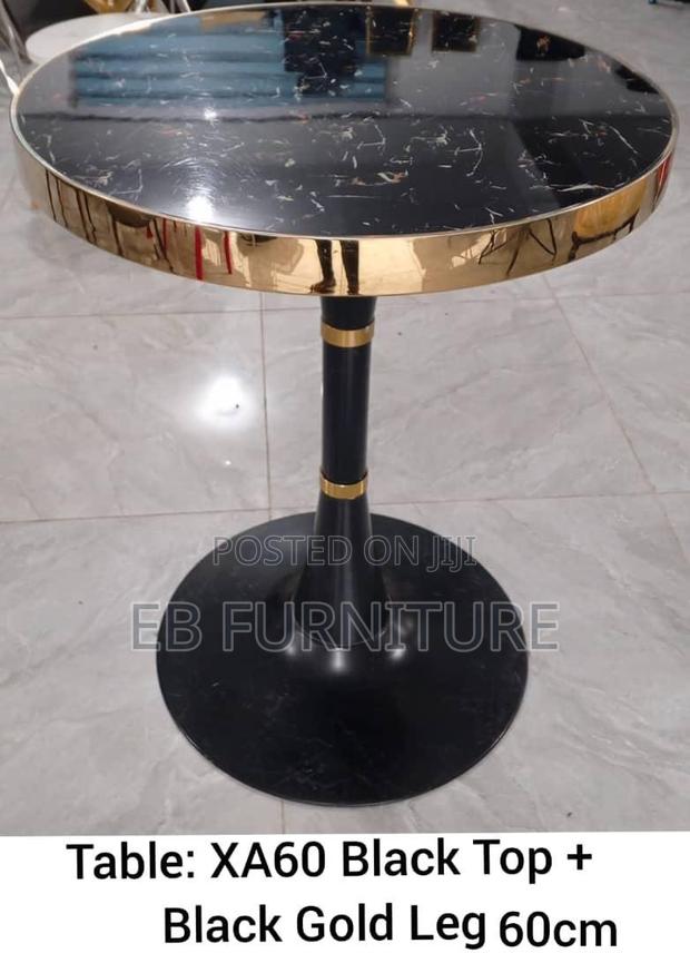 Mable Dining Tables · Photo 1