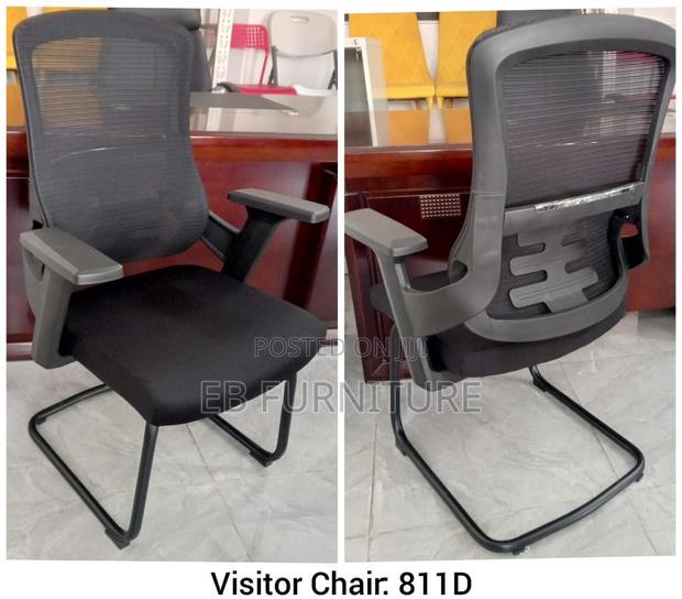 Visitors Chair · Photo 1