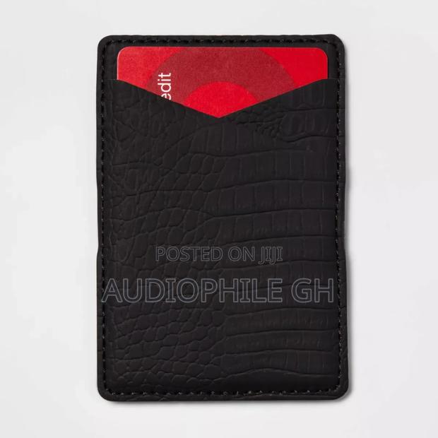 Heyday Cell Phone Card Wallet Pocket With Magsafe · Photo 1