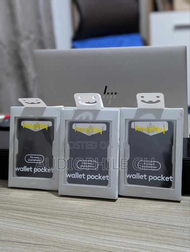Heyday Cell Phone Card Wallet Pocket With Magsafe · Photo 4