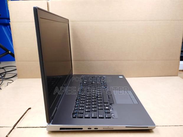 Laptop Dell Precision 7730 32GB Intel Core i7 SSD 512GB · Photo 2
