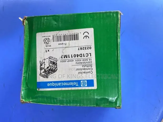 Schneider Telemecanique Contactor Lc1d4011m7 – 40a, 220v/240v Coil · Photo 1