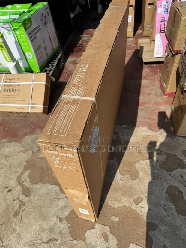 Samsung 65" 2025 Model 65q7f Qled Uhd Smart Q4 Ai Tv HDR · Photo 2