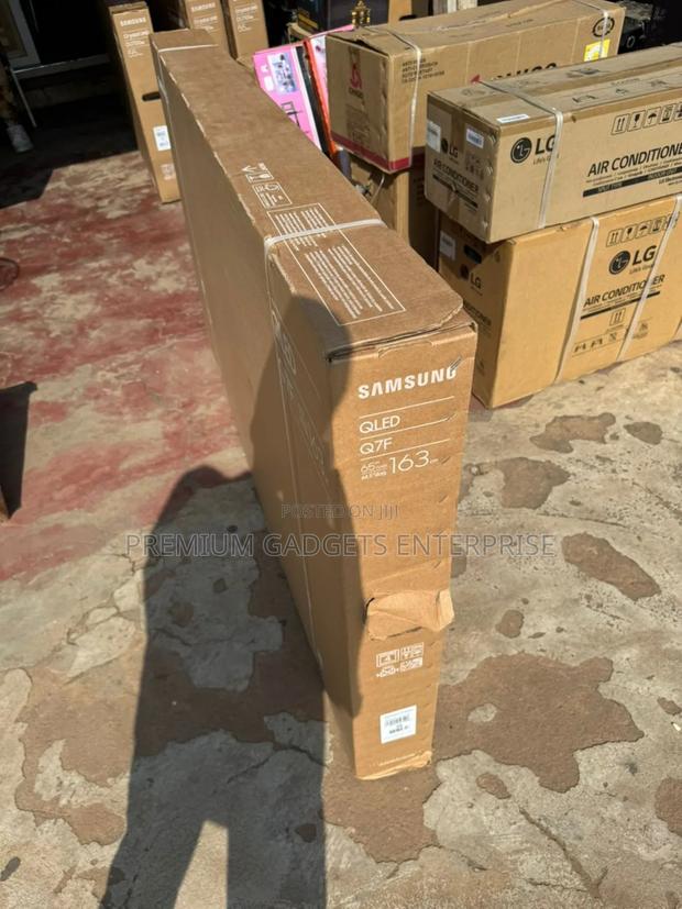 Samsung 65-Inch Qled Q4 Ai Gen1 Processor 2025 65q7f · Photo 2