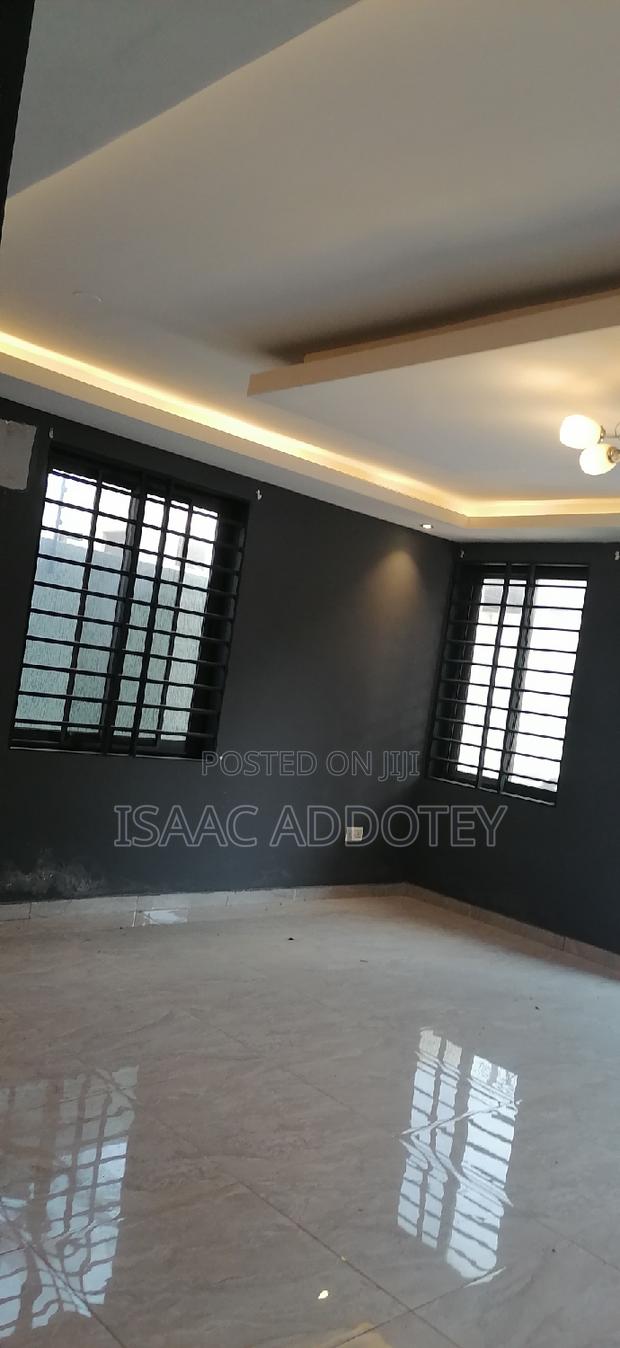 2bdrm Apartment in Tsaado, Spintex for rent · Photo 3