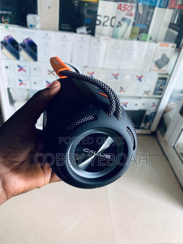 Calus S69 Wireless Speaker With Ipx6 Waterproof · Photo 2