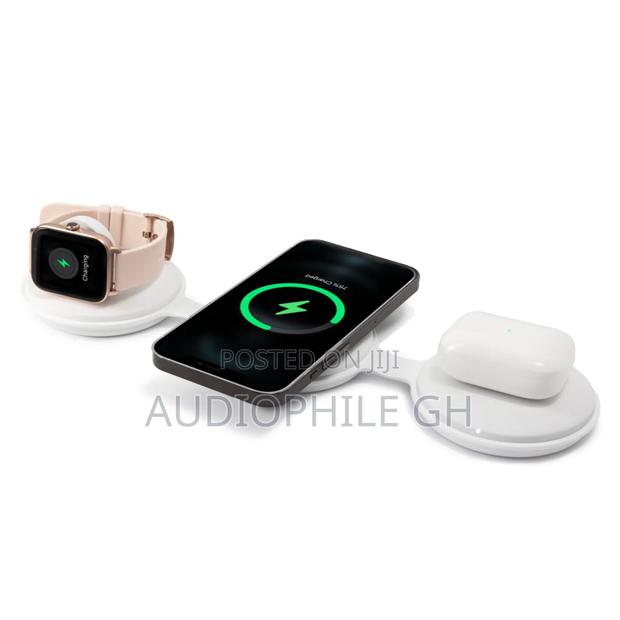 Tylt Folio Trio All-in-One Magsafe Wireless Charger · Photo 2